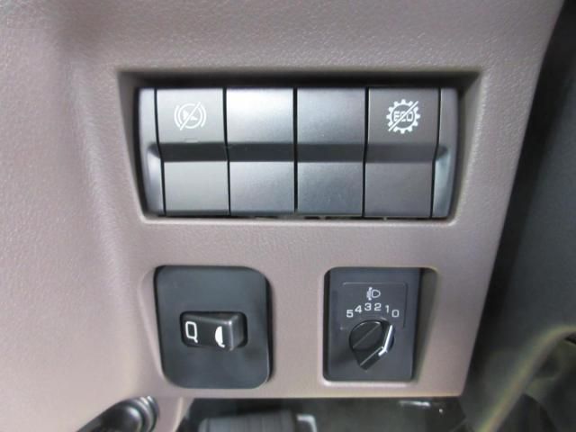 MITSUBISHI CANTER 2025 Image 31