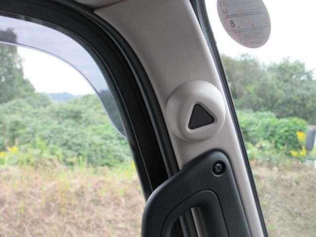 MITSUBISHI CANTER 2025 Image 31