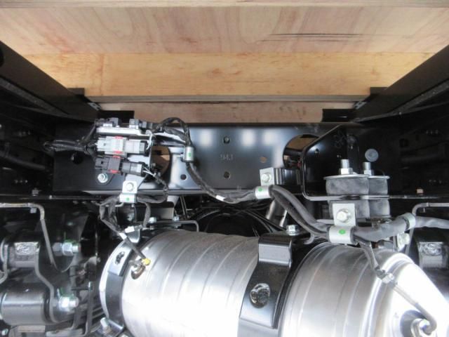 MITSUBISHI CANTER 2025 Image 31