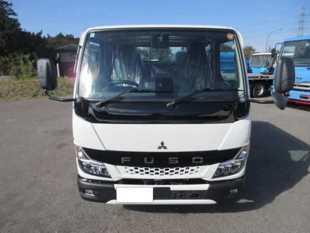 MITSUBISHI CANTER 2025 Image 31