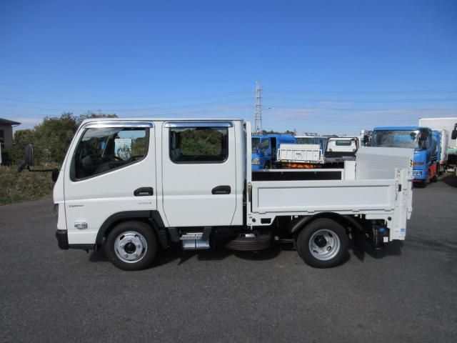 MITSUBISHI CANTER 2025 Image 31