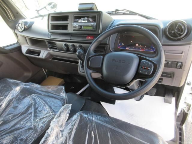 MITSUBISHI CANTER 2025 Image 31