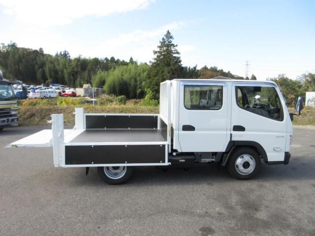 MITSUBISHI CANTER 2025 Image 31