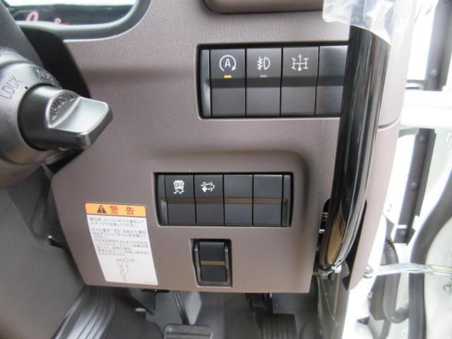 MITSUBISHI CANTER 2025 Image 31