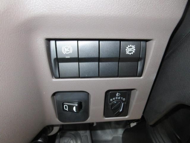 MITSUBISHI CANTER 2025 Image 31