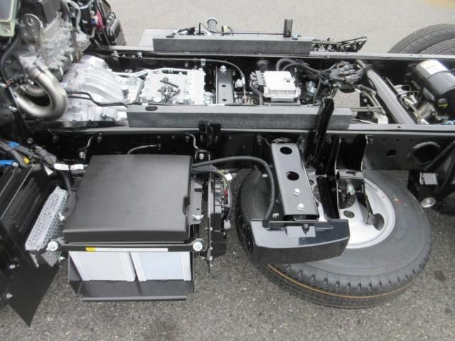 MITSUBISHI CANTER 2025 Image 31