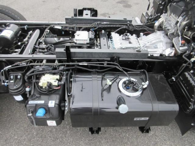 MITSUBISHI CANTER 2025 Image 31