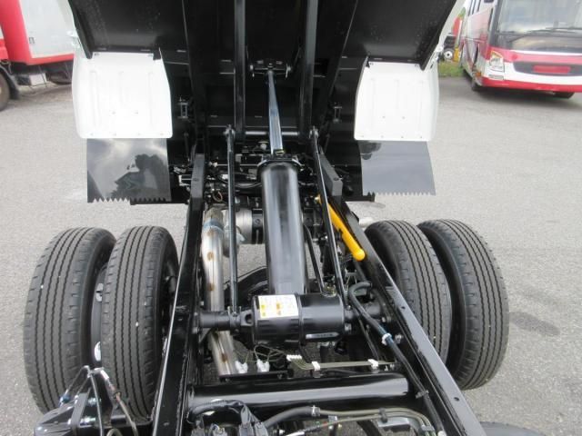 MITSUBISHI CANTER 2025 Image 31