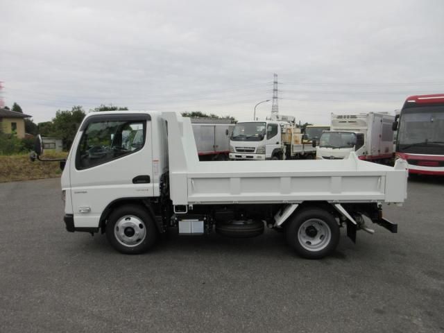 MITSUBISHI CANTER 2025 Image 31