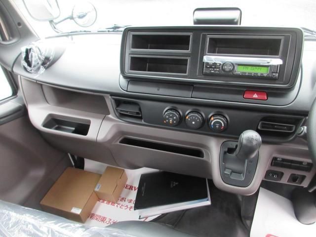 MITSUBISHI CANTER 2025 Image 31