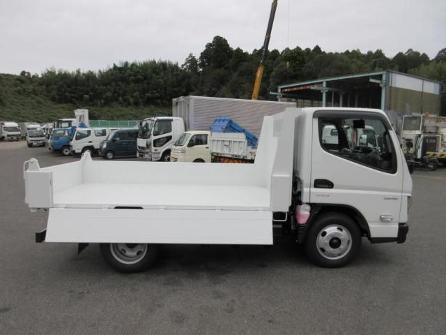 MITSUBISHI CANTER 2025 Image 31