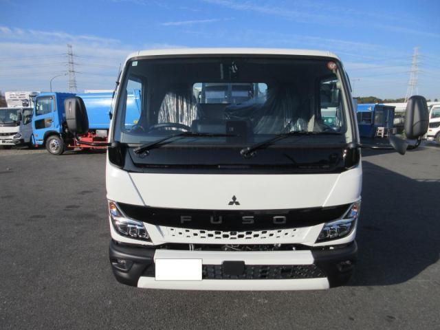 MITSUBISHI CANTER 2025 Image 31