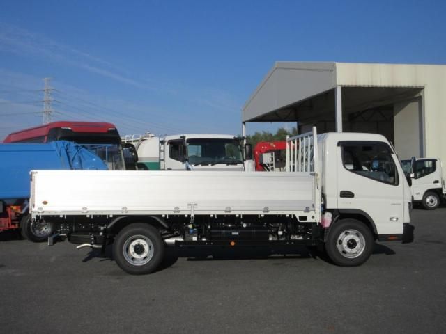 MITSUBISHI CANTER 2025 Image 31