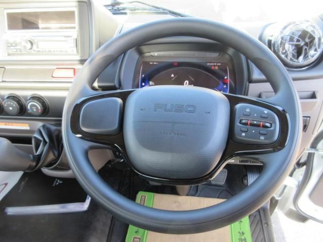 MITSUBISHI CANTER 2025 Image 31