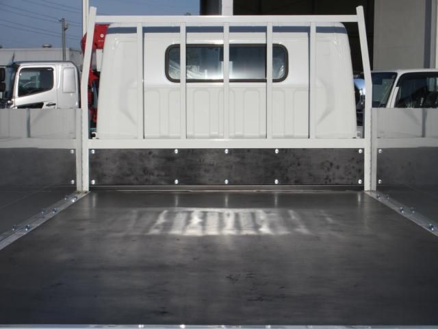 MITSUBISHI CANTER 2025 Image 31