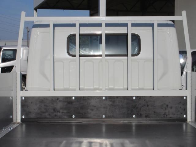 MITSUBISHI CANTER 2025 Image 31