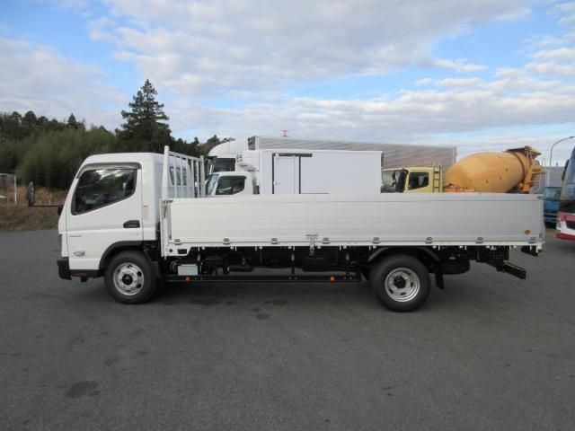 MITSUBISHI CANTER 2025 Image 31