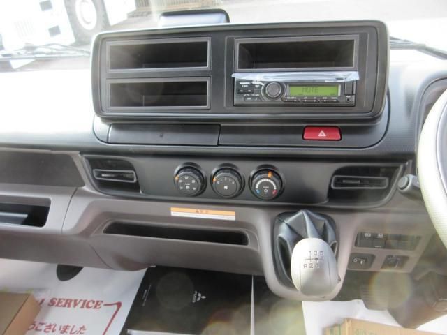 MITSUBISHI CANTER 2025 Image 31