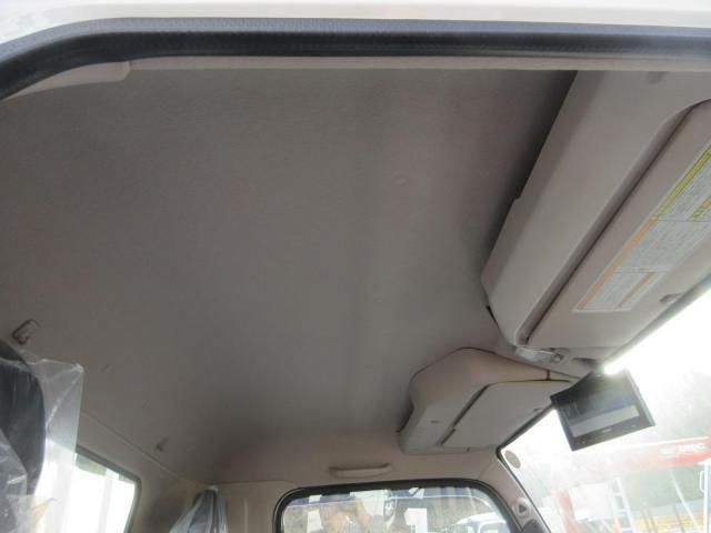 MITSUBISHI CANTER 2025 Image 31