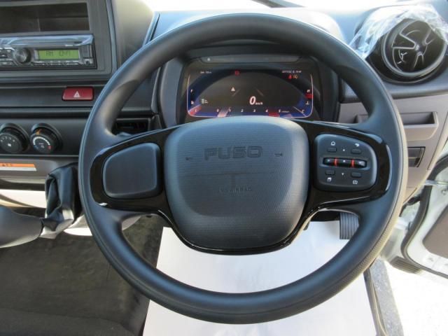 MITSUBISHI CANTER 2025 Image 31