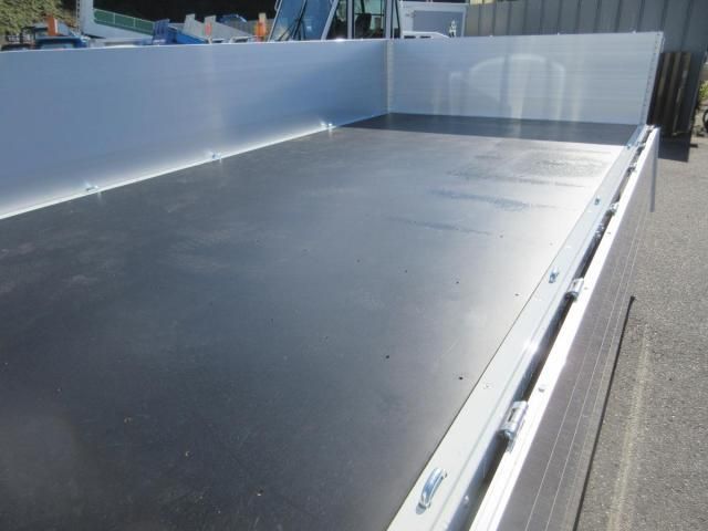 MITSUBISHI CANTER 2025 Image 31