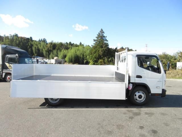 MITSUBISHI CANTER 2025 Image 31