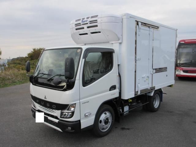 MITSUBISHI CANTER 2025 Image 31