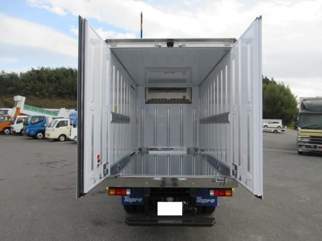 MITSUBISHI CANTER 2025 Image 31