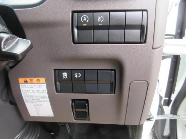 MITSUBISHI CANTER 2025 Image 31