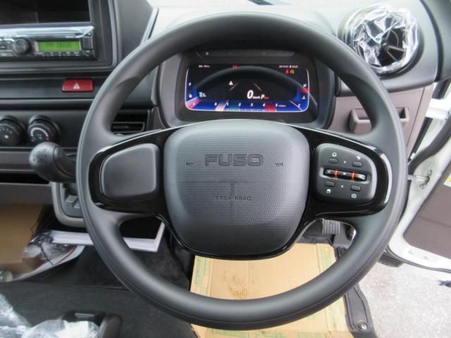 MITSUBISHI CANTER 2025 Image 31