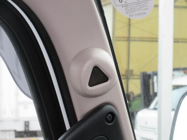 MITSUBISHI CANTER 2025 Image 31