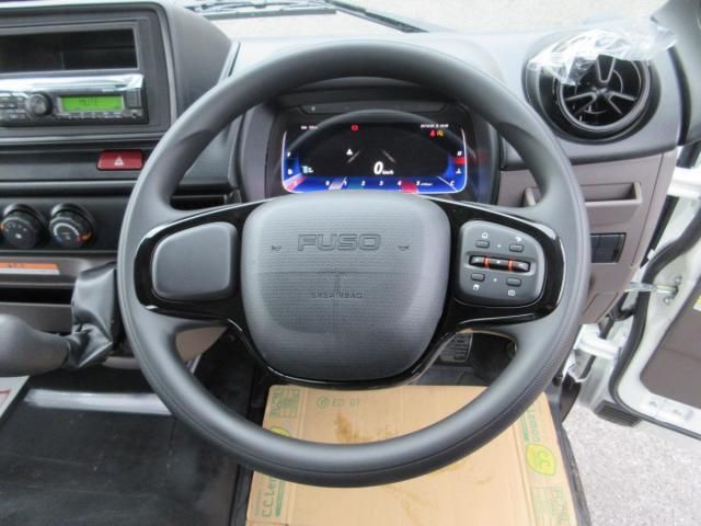 MITSUBISHI CANTER 2025 Image 31