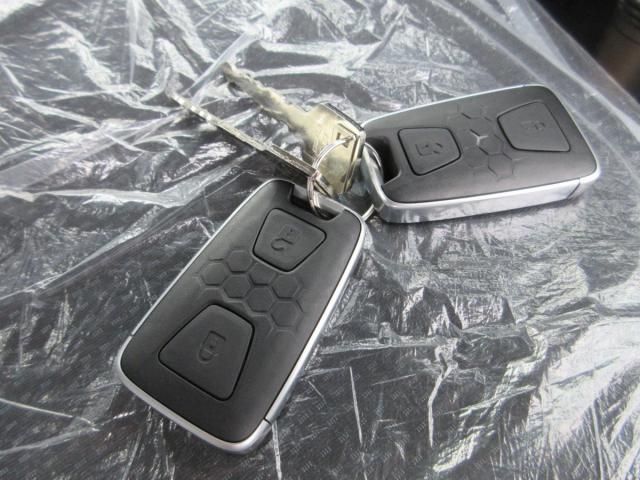 MITSUBISHI CANTER 2025 Image 31