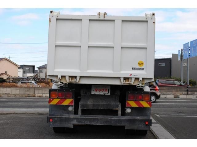 MITSUBISHI FUSOU SUPER GREAT 2023 Image 31