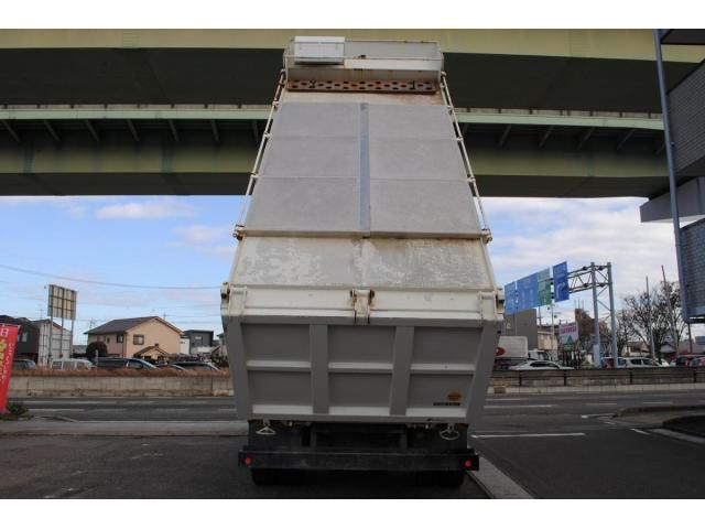 MITSUBISHI FUSOU SUPER GREAT 2023 Image 31