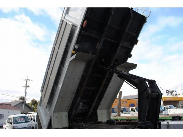 MITSUBISHI FUSOU SUPER GREAT 2023 Image 31