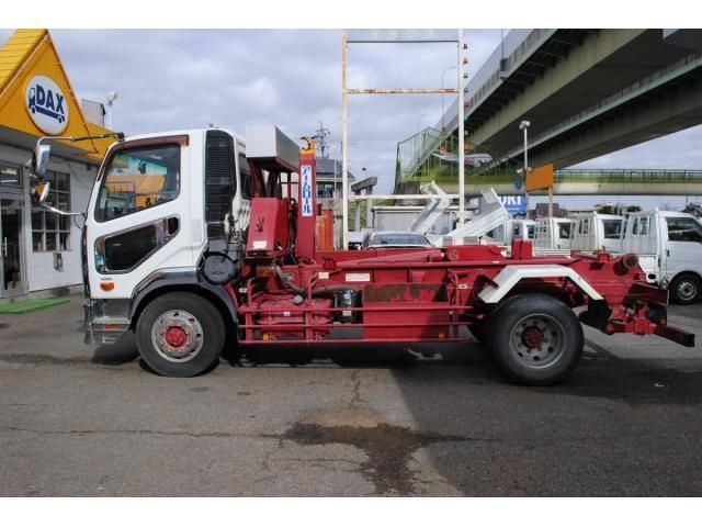 MITSUBISHI FUSOU FIGHTER 2016 Image 31