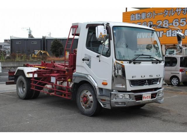 MITSUBISHI FUSOU FIGHTER 2016 Image 31