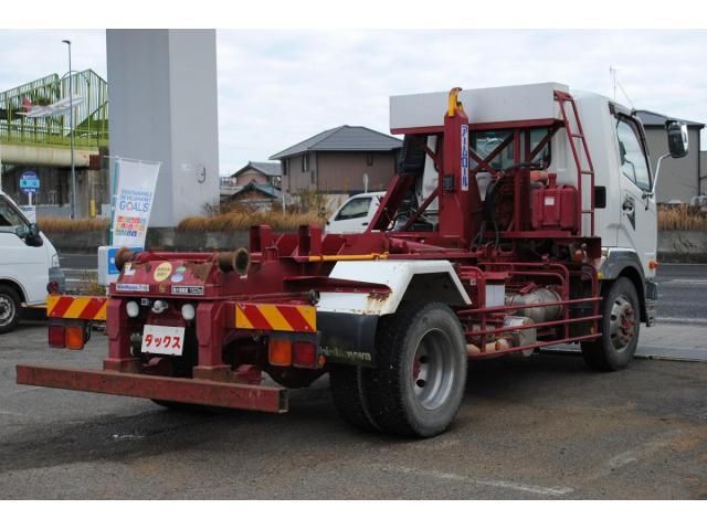 MITSUBISHI FUSOU FIGHTER 2016 Image 31