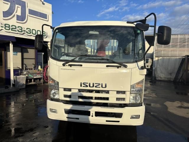 ISUZU FORWARD 2014 Image 31