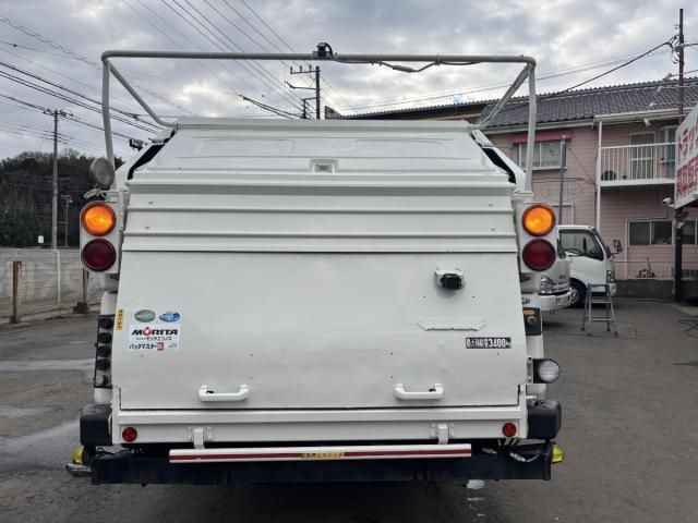 ISUZU ELF 2013 Image 31