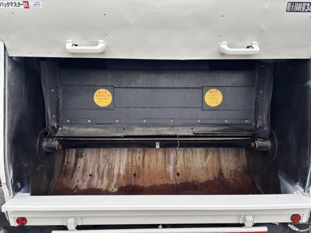 ISUZU ELF 2013 Image 31