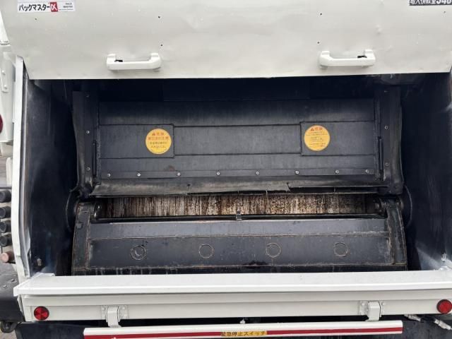 ISUZU ELF 2013 Image 31