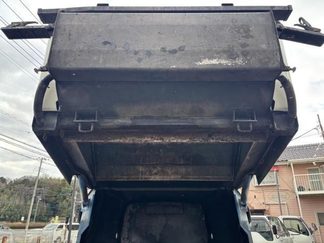 ISUZU ELF 2013 Image 31