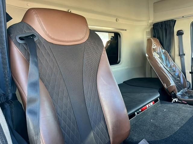 HINO PROFIA 2019 Image 31