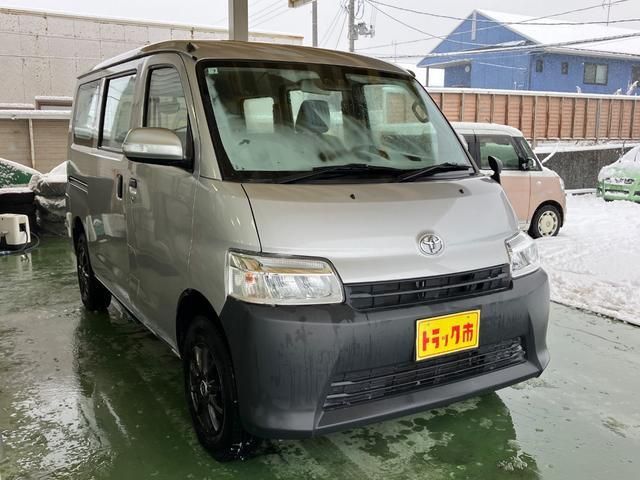 TOYOTA TOWNACE VAN 4WD 2021 Image 31