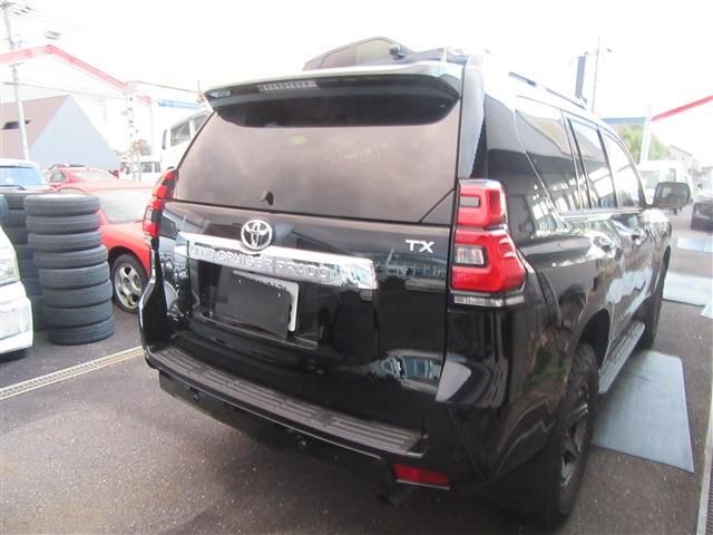 TOYOTA LANDCRUISER PRADO 2023 Image 31