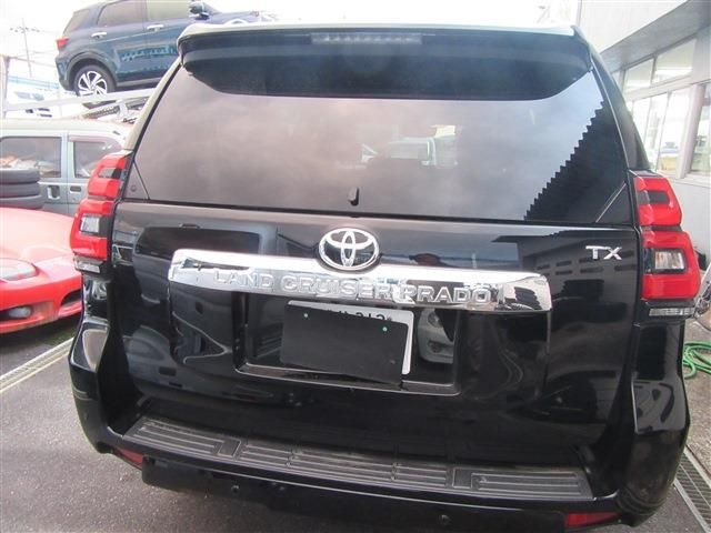 TOYOTA LANDCRUISER PRADO 2023 Image 31