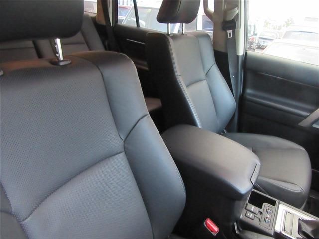 TOYOTA LANDCRUISER PRADO 2023 Image 31