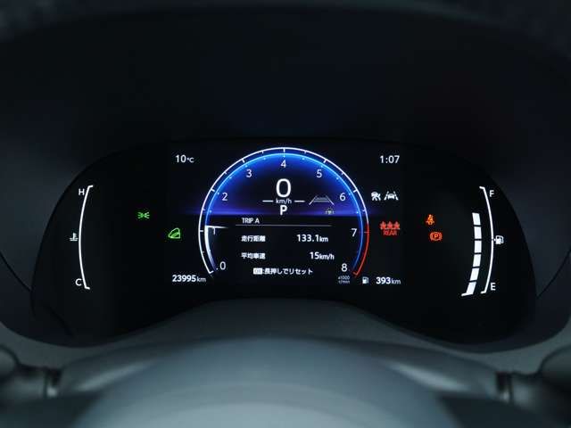 TOYOTA YARIS CROSS 2025 Image 31